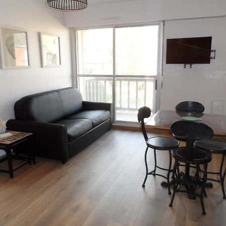 Appartement Confortable 2P Proche Plage Avec Parking Et Internet A Cabourg - Fr-1-487-302 Екстер'єр фото