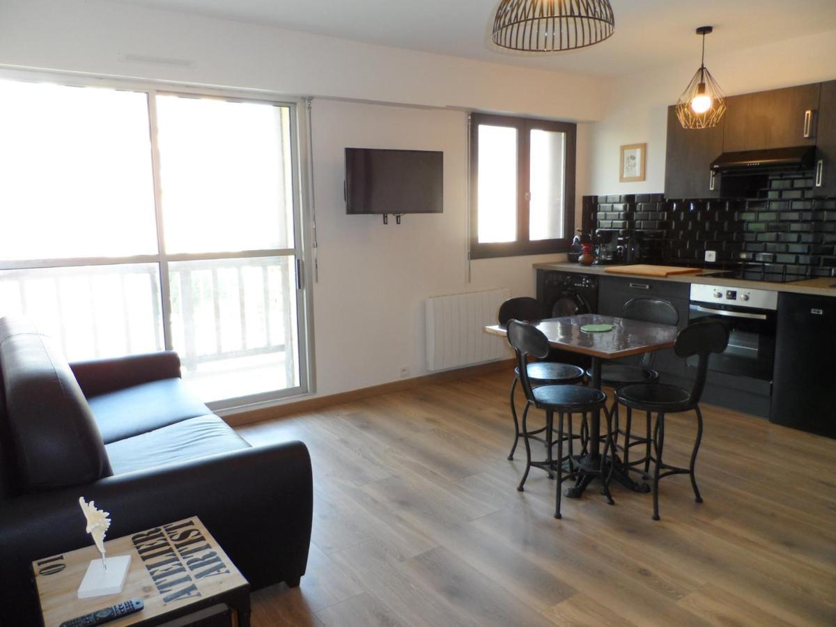 Appartement Confortable 2P Proche Plage Avec Parking Et Internet A Cabourg - Fr-1-487-302 Екстер'єр фото